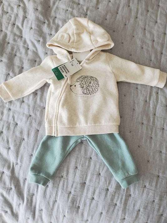 BNWT- H&M outfit 4-6 months, Kids 6 Month (3-6M)