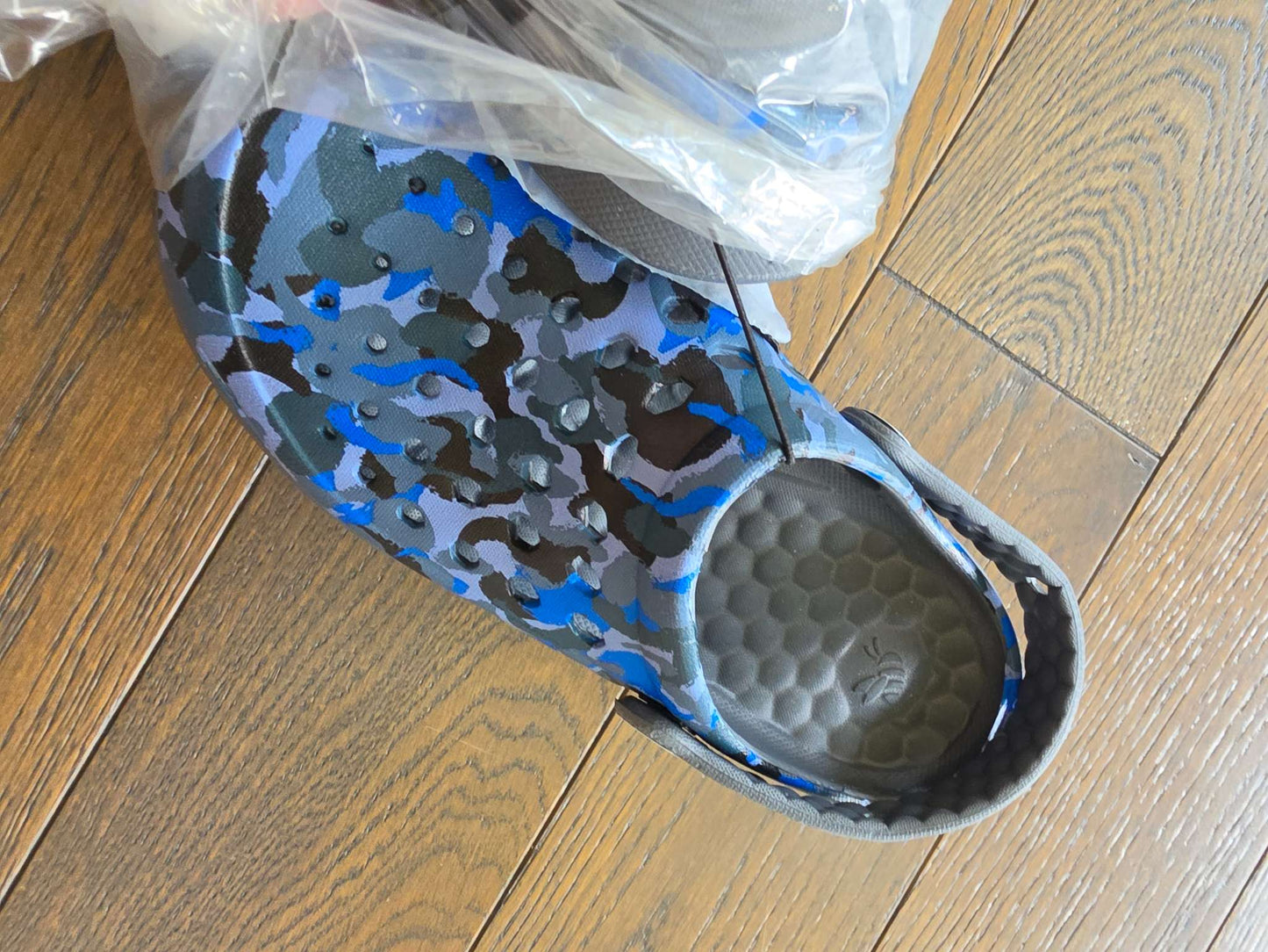 Brand New Joybees kids Clogs- J1/2, Shoes 1 (Kids:4-8yr)