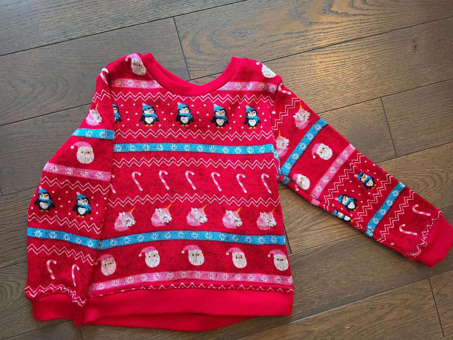 EUC George Christmas Sweater 5T, Kids 5/5T