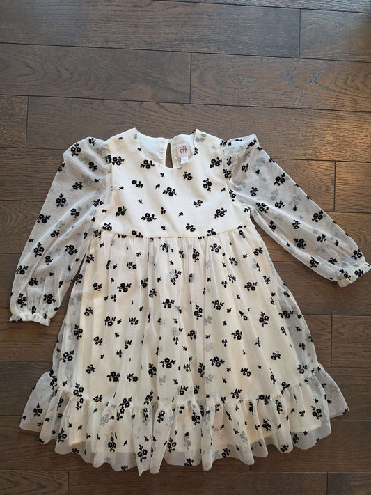 Brand new without tags - GAP Party Dress 5T, Kids 5/5T