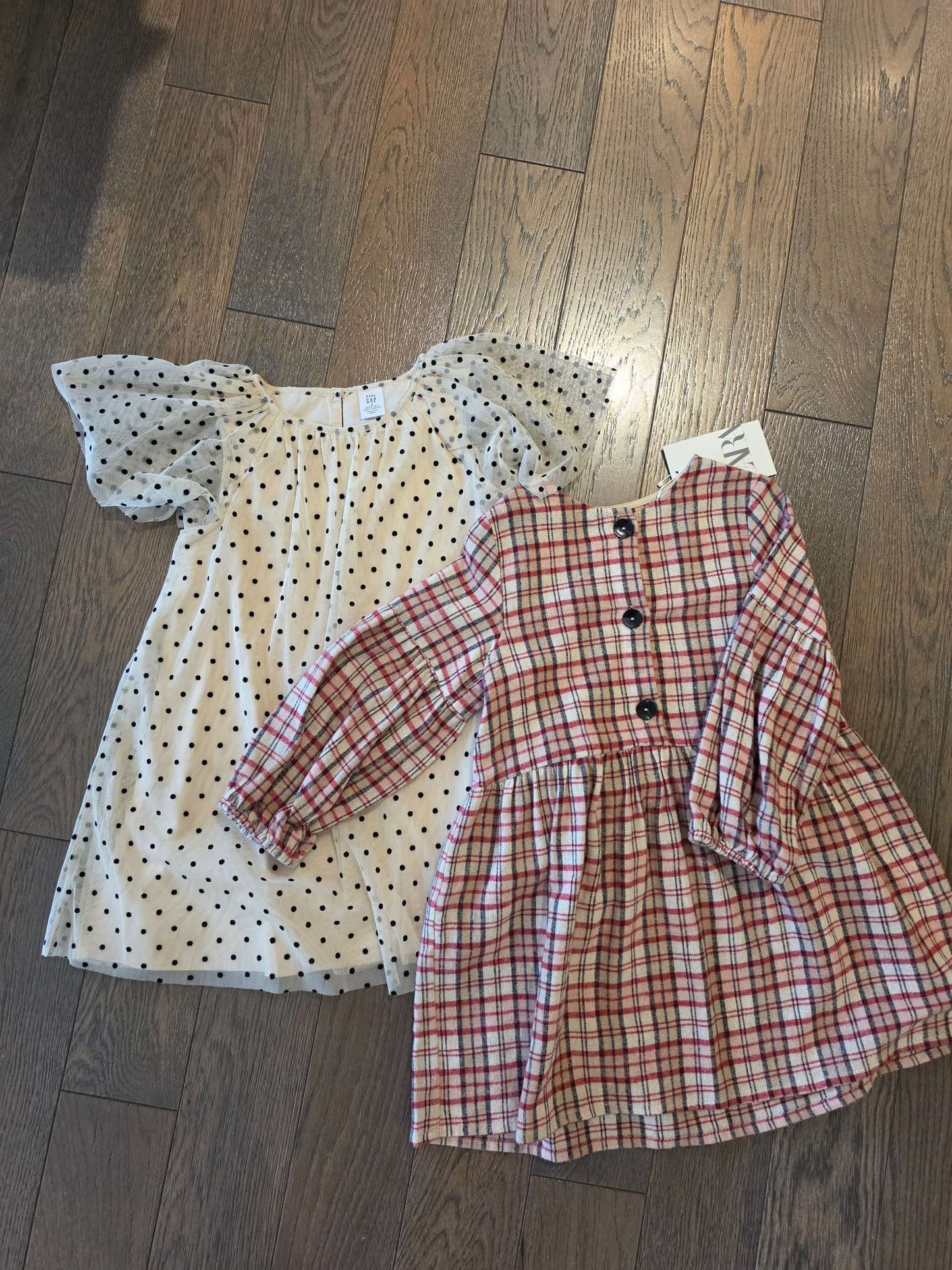 2 Brand New Dresses from Zara 4-5Y and Baby GAP 4T, Kids 4/4T
