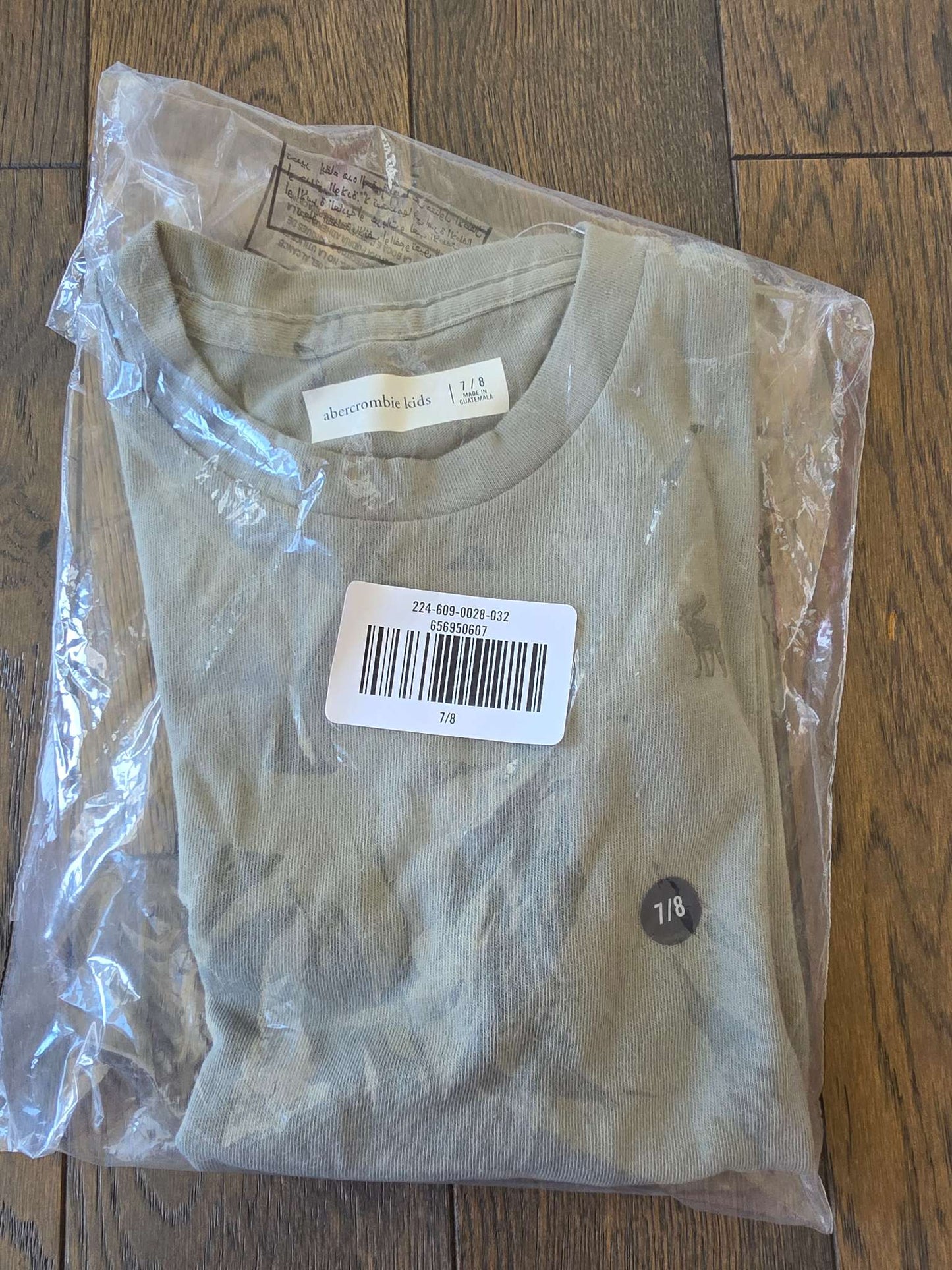 Brand New- Abercrombie Green  T Shirt , Kids 7