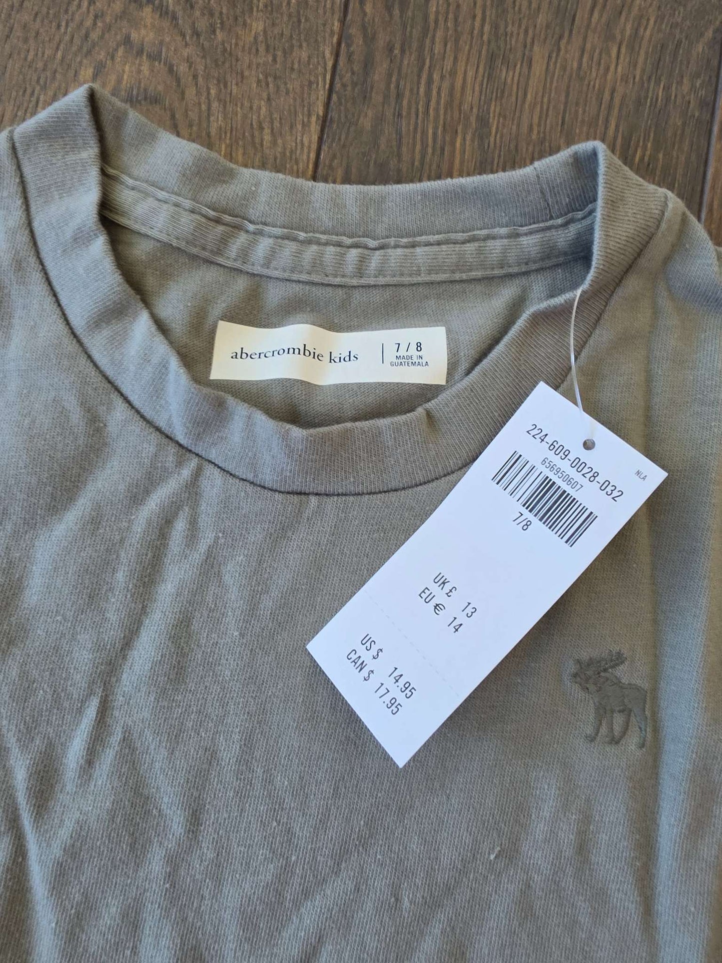 Brand New- Abercrombie Green  T Shirt , Kids 7