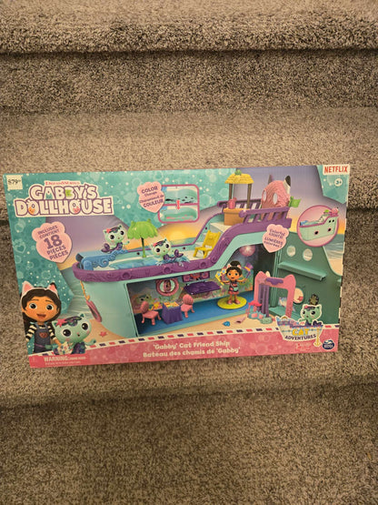 Gabby’s Dollhouse, Gabby Cat Friend Ship, Cruise Ship Toy with 2 Toy Figures, Surprise Toys & Dollhouse Accessories, Kids Toys for Girls & Boys 3+