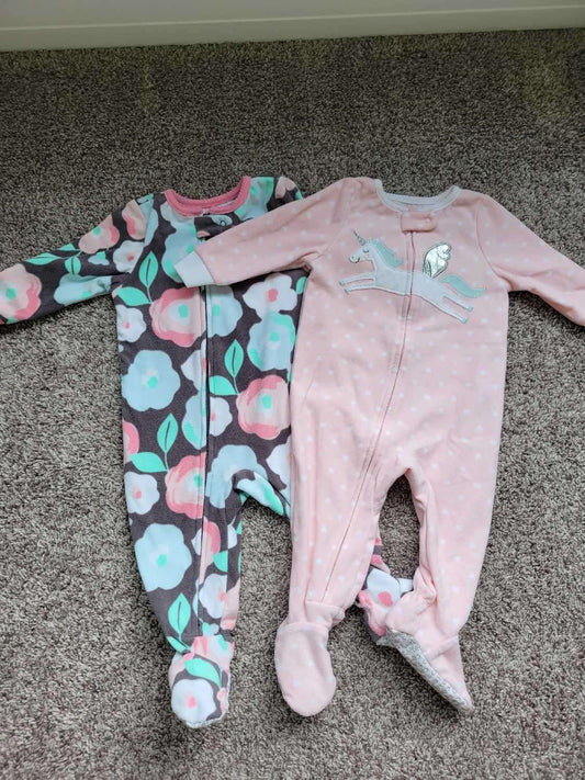 2 Fleece Sleepers from Carters 9M, Kids 9 Month (6-9M)