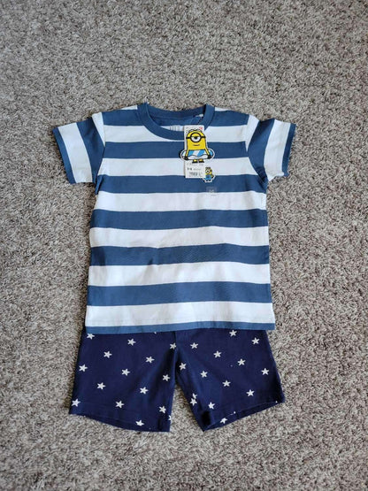 SUMMER OUTFIT 3T (Brand New T shirt Uniqlo 3-4T and EUC Old Navy Shorts), Kids 3T
