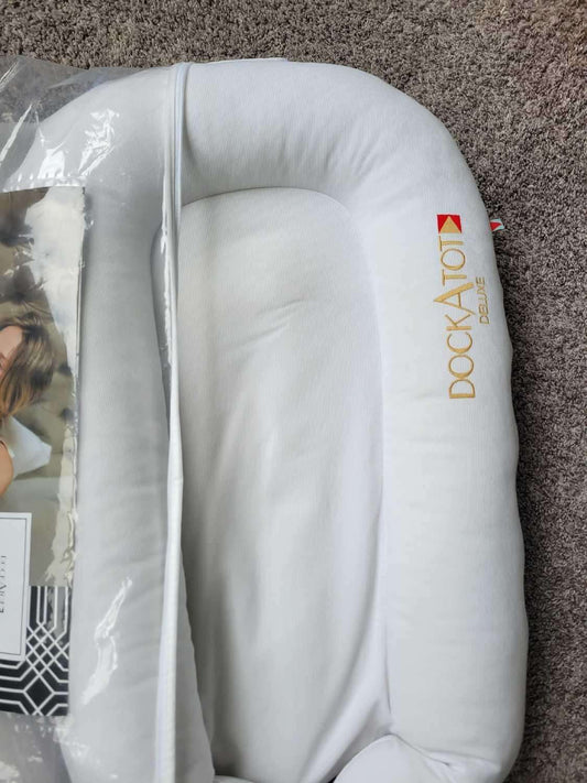 EUC Dockatot deluxe