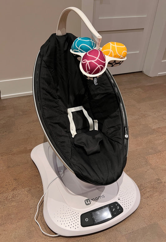 4moms Mamaroo Baby Swing WITH Strap Fastener, Retails $360