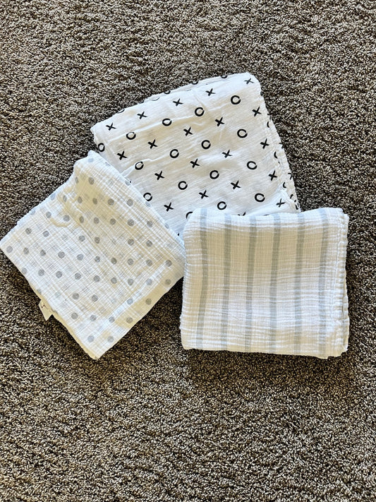 Muslin swaddle set, 3 neutral swaddles, 0-6 Months (Small)