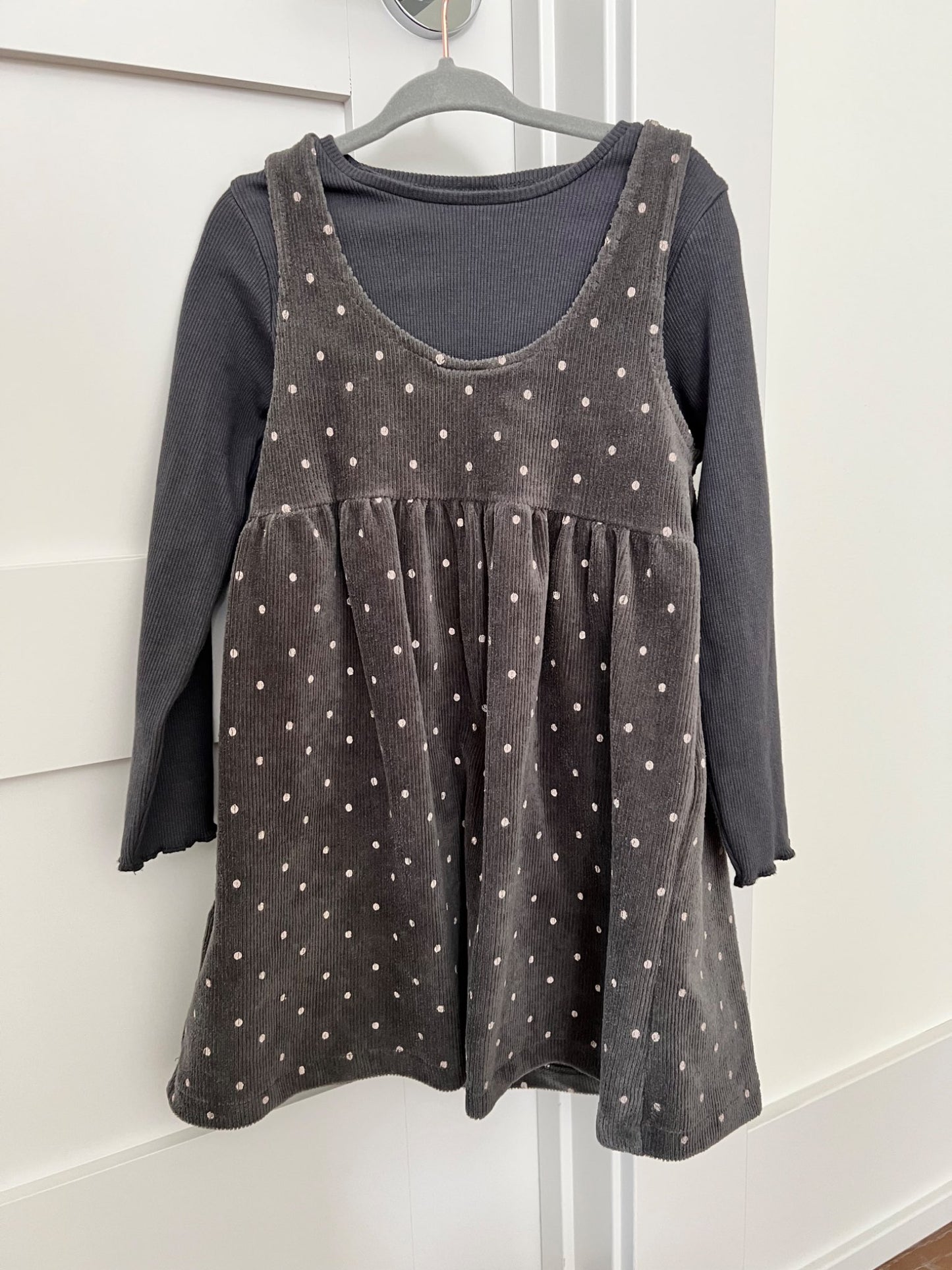 Zara two-piece outfit - long sleeved shirt and dress, Kids 5/5T