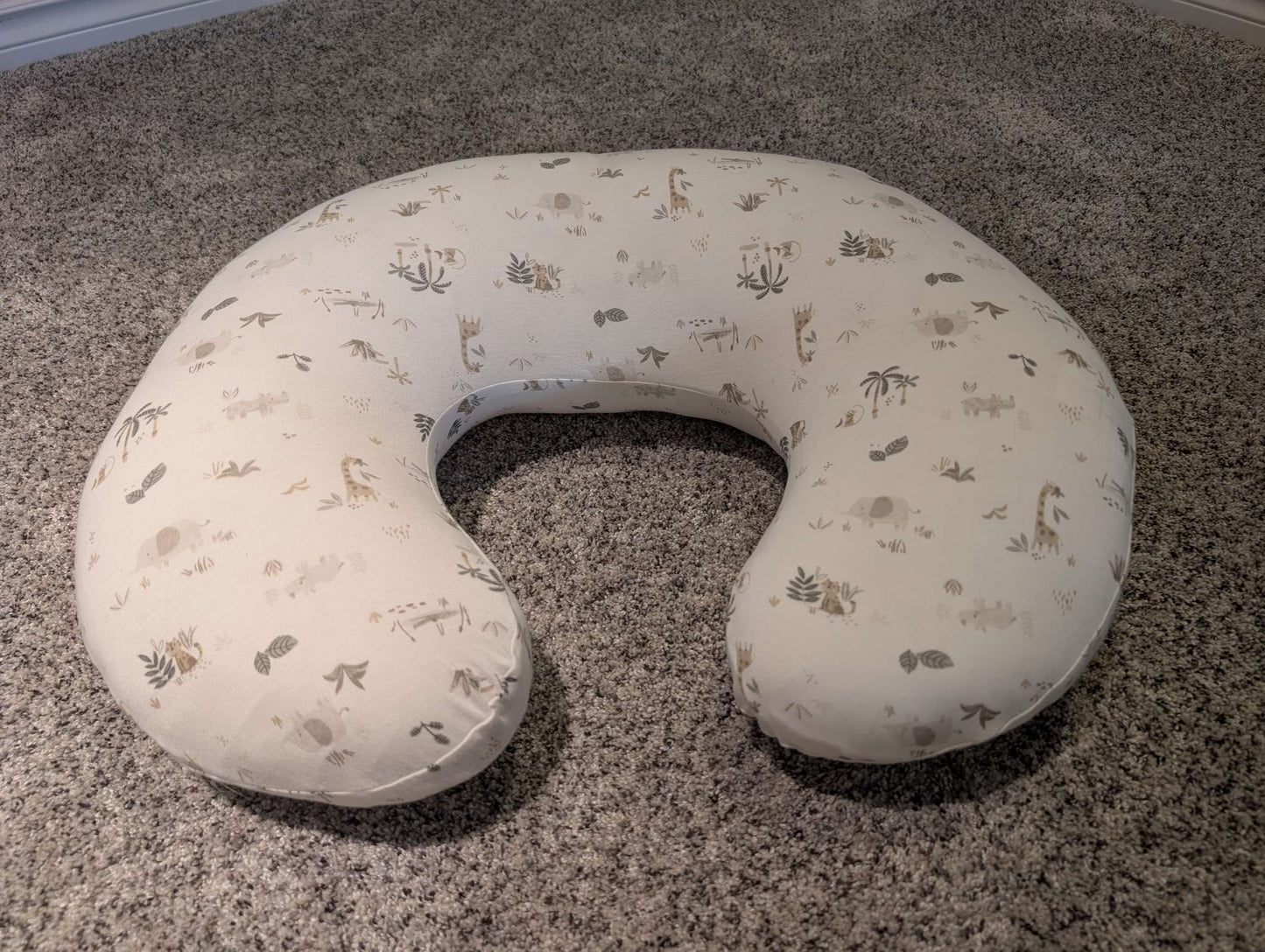 PERLIMPINPIN Nursing Pillow