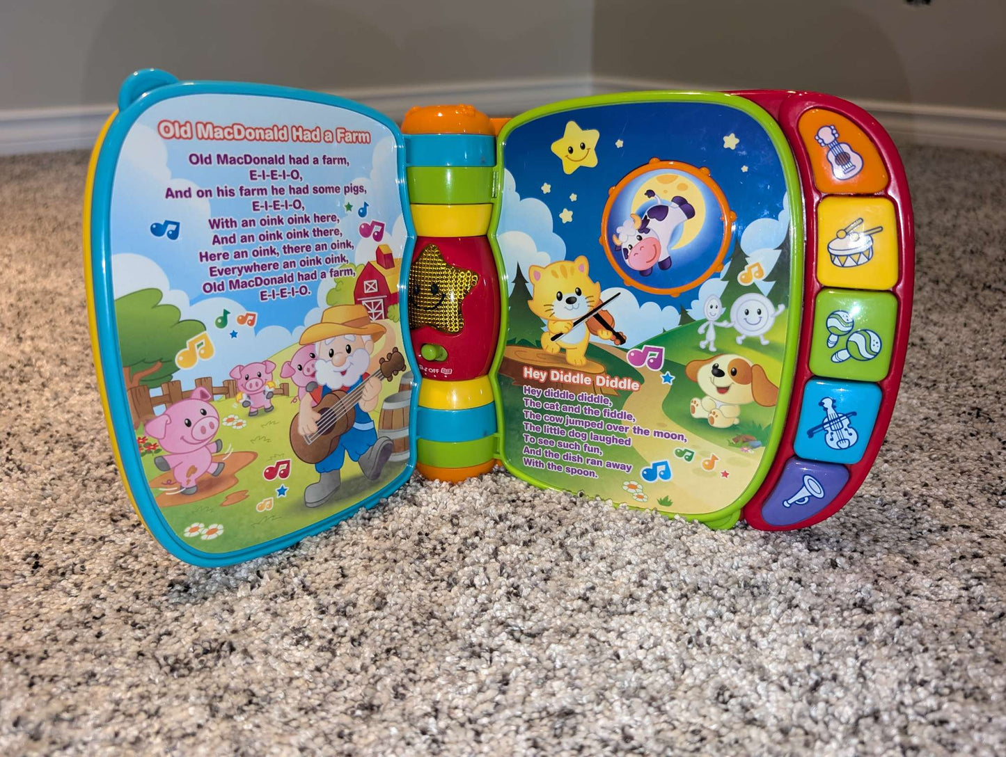 VTech Musical Rhymes Book