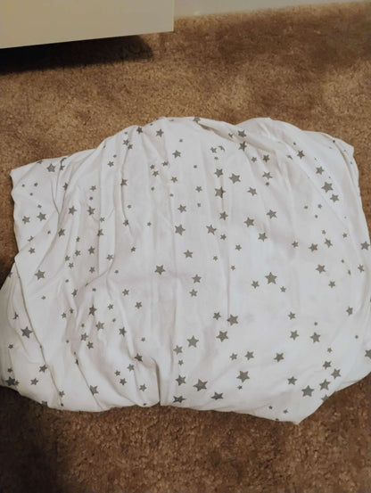 Levetex Grey star crib sheet