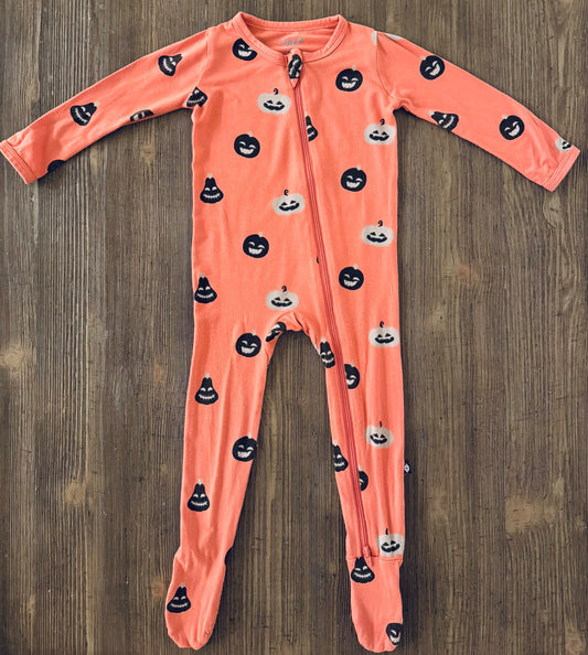 Kyte Baby Halloween Sleeper 12-18 months, Kids 18 Month (12-18M)