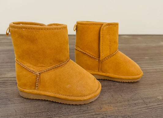 Baby Boots , Shoes 4 (Baby: 0-12 mth)