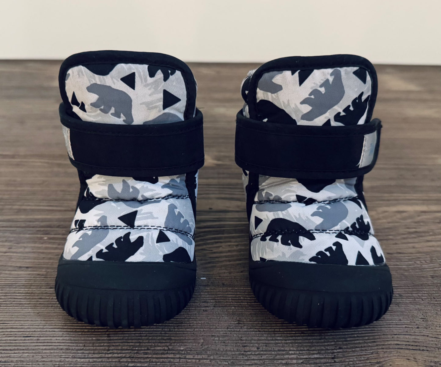 Jan & Jul Winter Boots:MSRP $58, Shoes 6 (Walkers:12-24 mth)