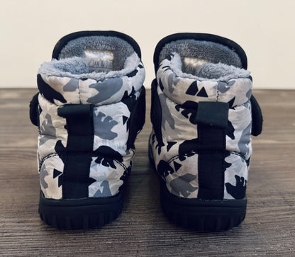 Jan & Jul Winter Boots:MSRP $58, Shoes 6 (Walkers:12-24 mth)