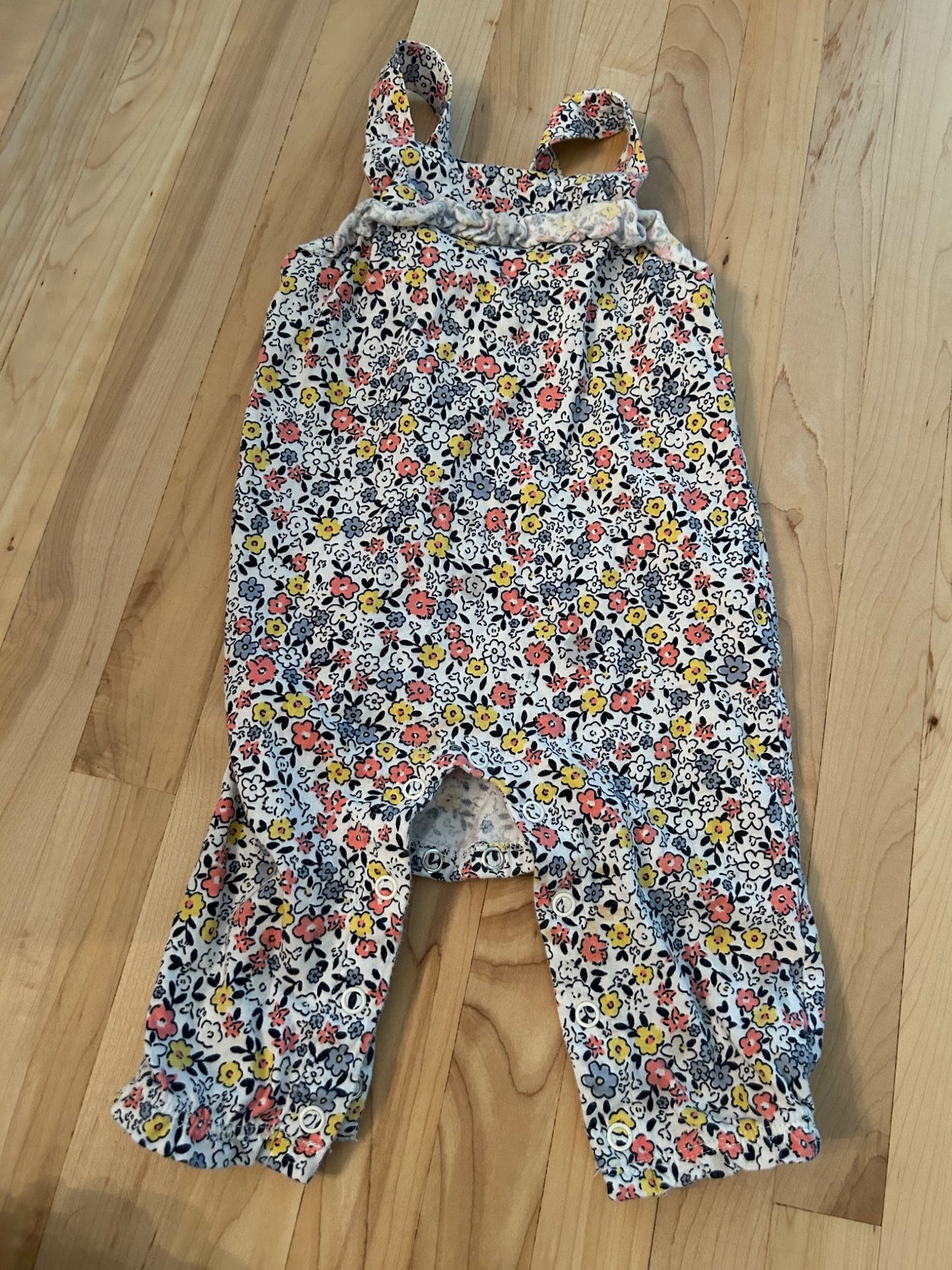 Flower Overalls Joe Fresh 3-6 M, Kids 6 Month (3-6M)