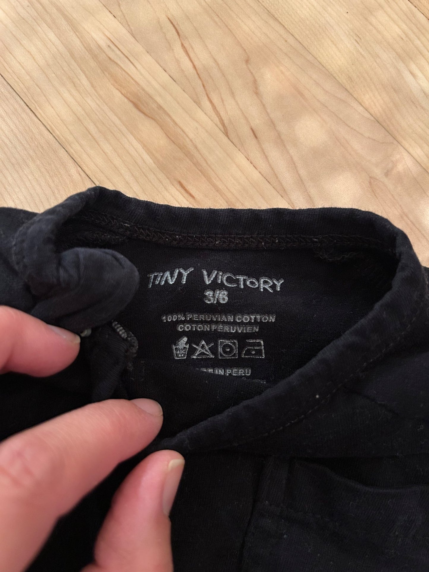 Tiny Victory Black Romper, Kids 6 Month (3-6M)