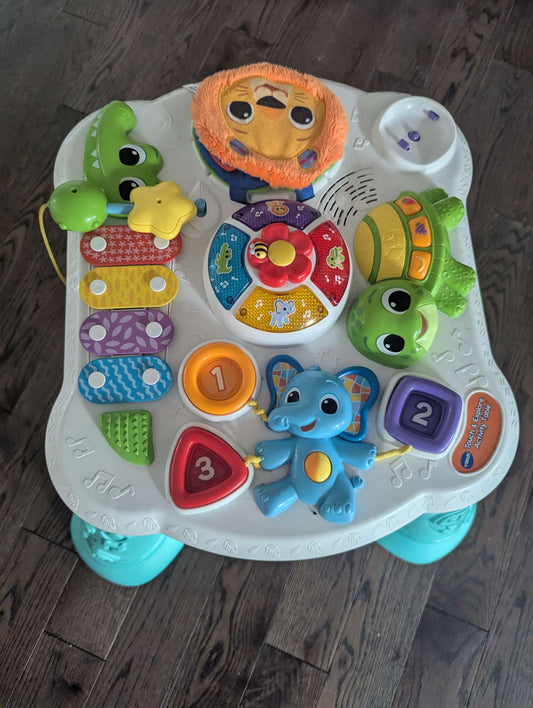 VTech Touch & Explore Activity Table