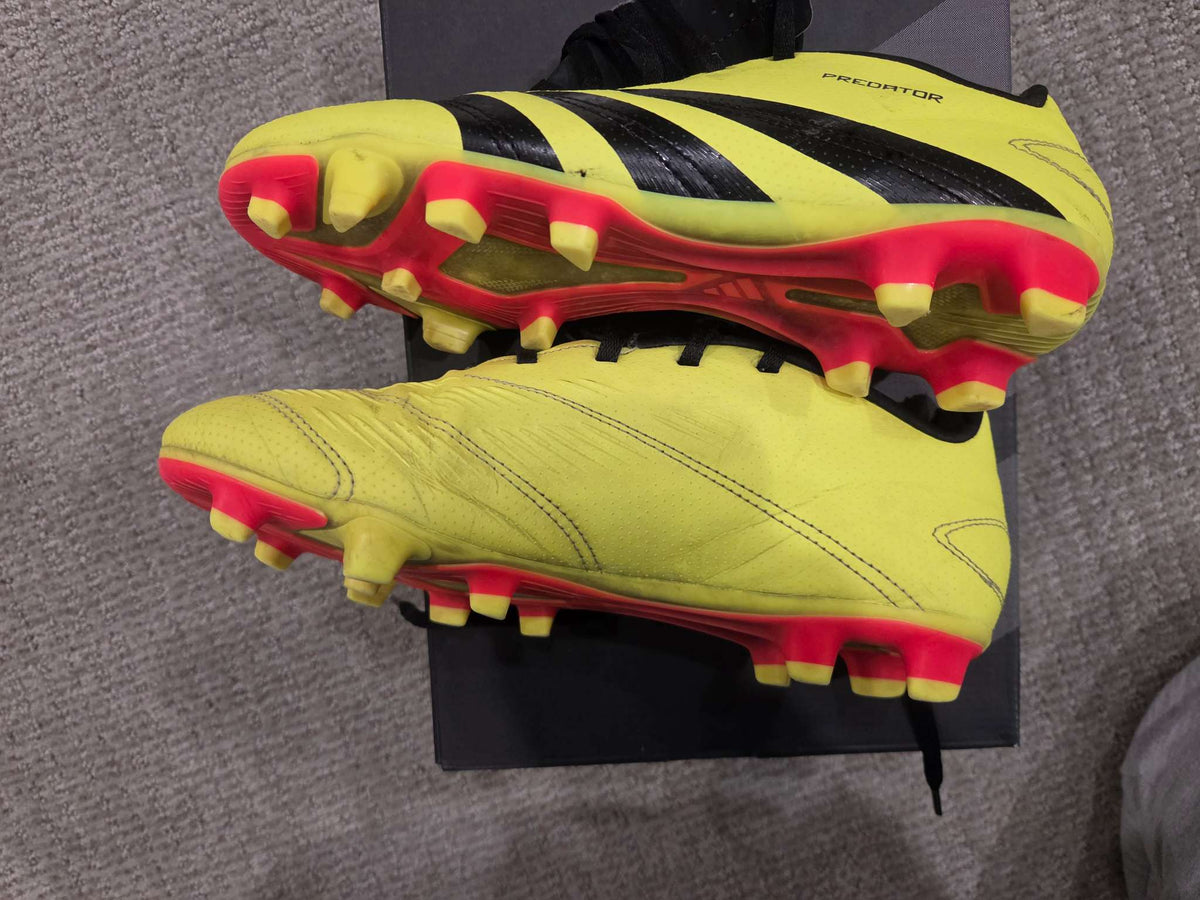 Adidas soccer cleats size 6.5, Shoes 6.5 (Big Kids:8–12yr)