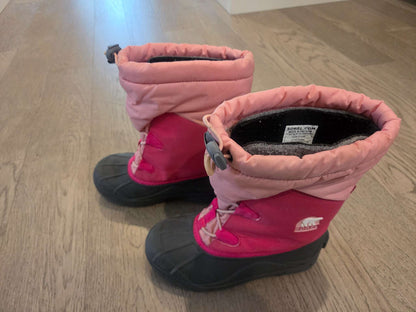 Sorel girls winter boots size 3, Shoes 3 (Kids:4-8yr)