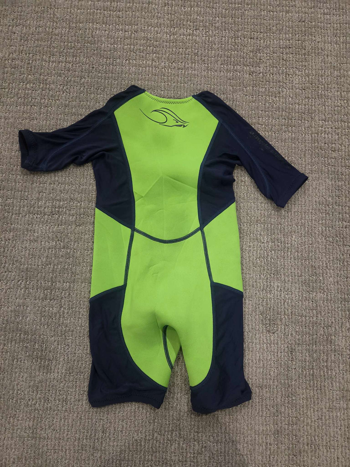 Toddler wetsuit/swimsuit size 4, Kids 4/4T