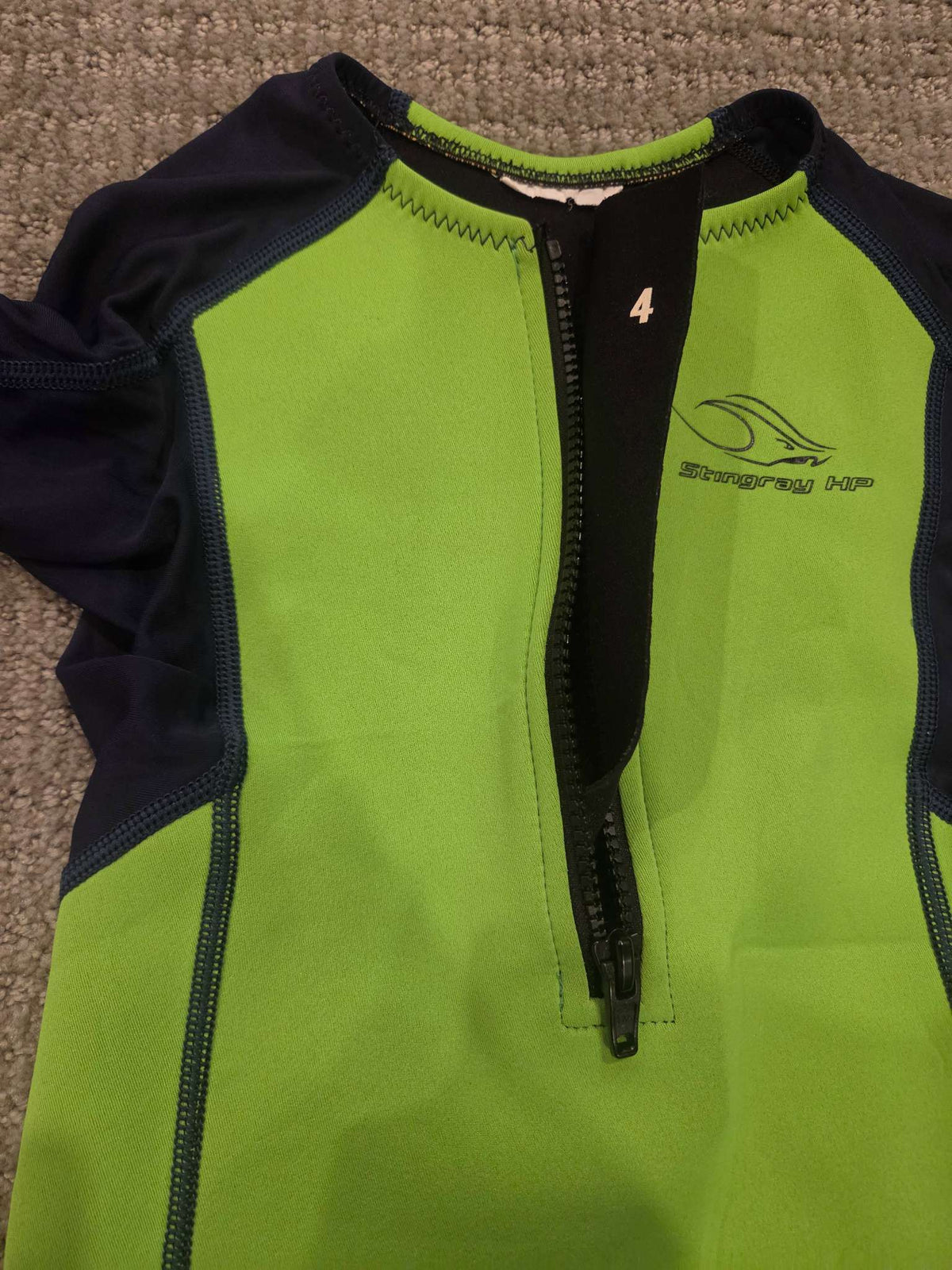 Toddler wetsuit/swimsuit size 4, Kids 4/4T