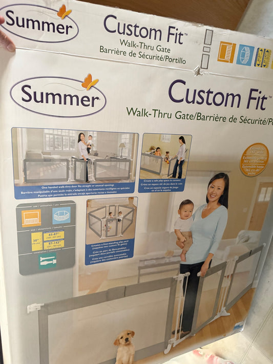 Summer Infant Custom Fit Walk Through Baby Gate