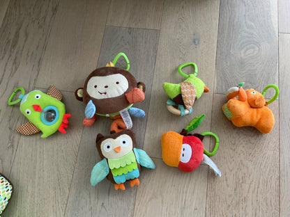 Skip Hop Treetop Friends Activity Gym,  VGUC