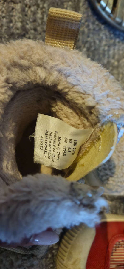 Toddler shoes (size 20/21), Shoes 5 (Walkers:12-24 mth)