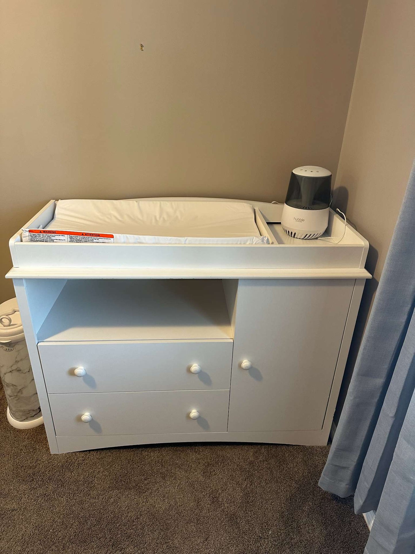 Change table with drawers