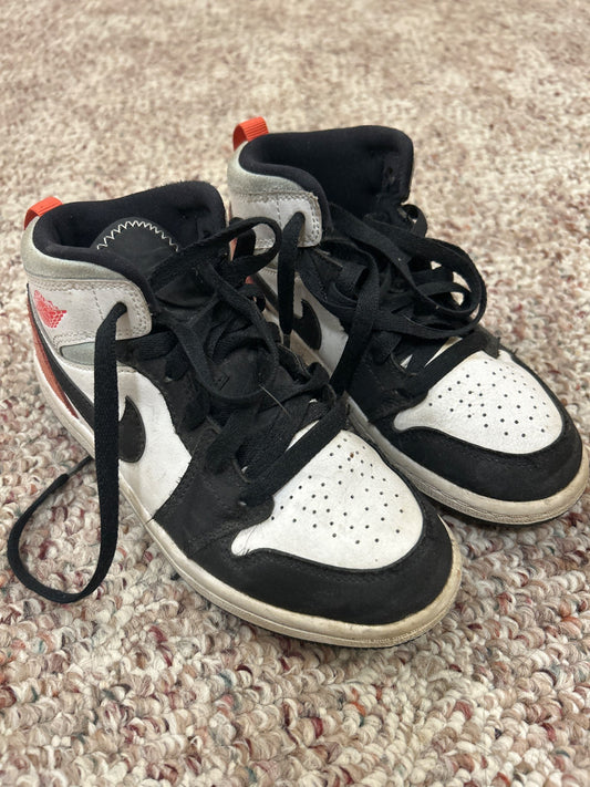 Nike Air Jordans, Shoes 1 (Kids:4-8yr)