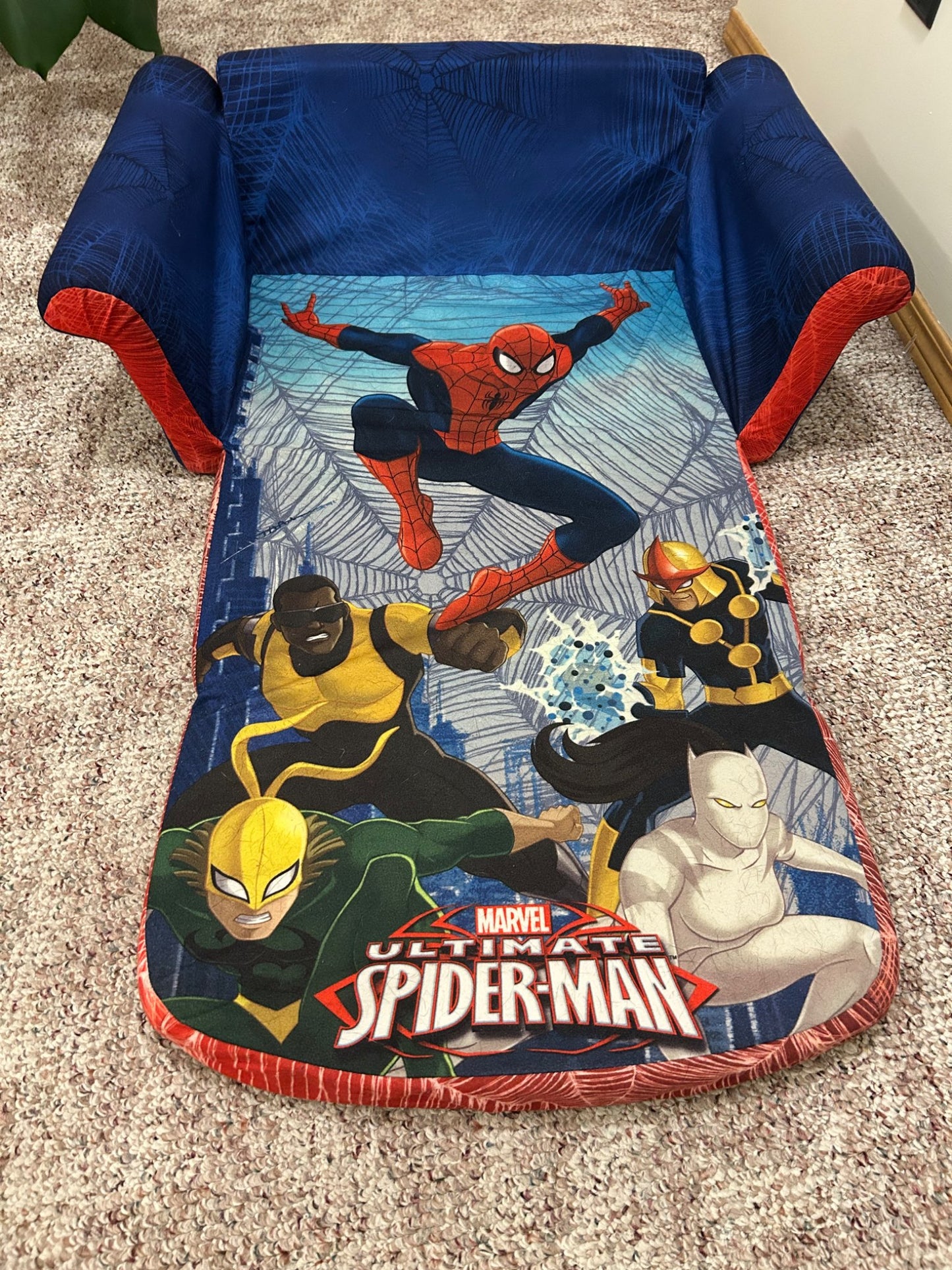 Spider-Man chair and bed