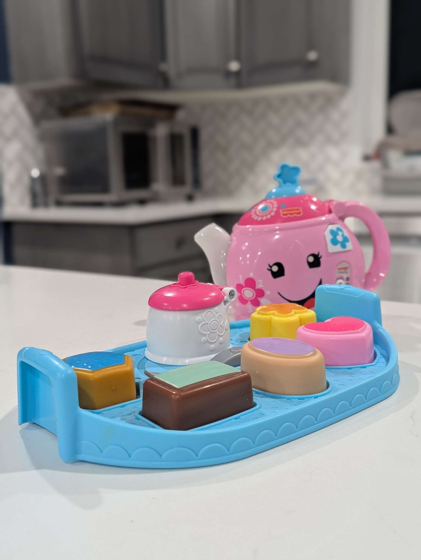 Fisher Price Laugh & Learn Sweet Manners Tea Set