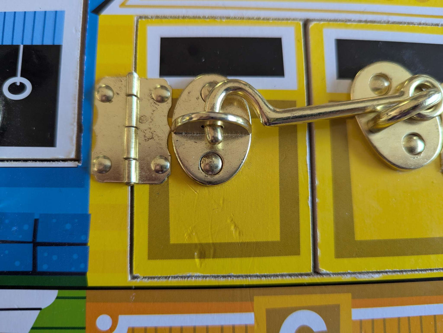 Melissa and Doug Latches Board VGUC