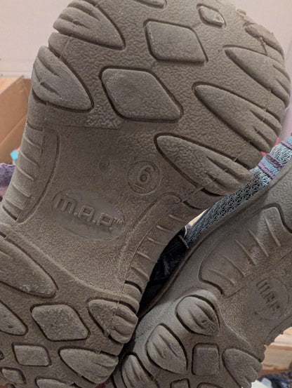 Toddler Sandals - size 6, Shoes 6 (Walkers:12-24 mth)