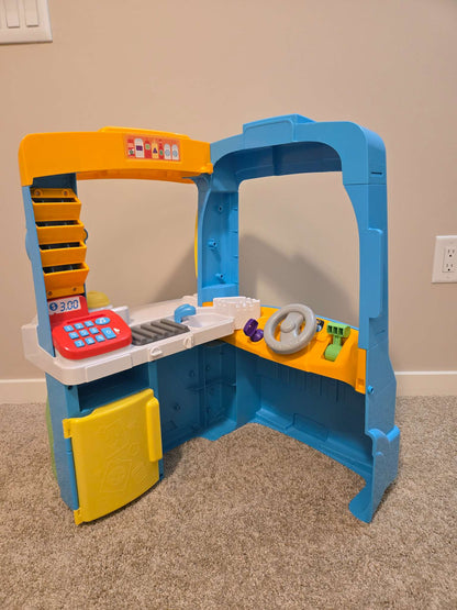 Fisher-Price Laugh & Learn Servin' Up Fun Food Truck