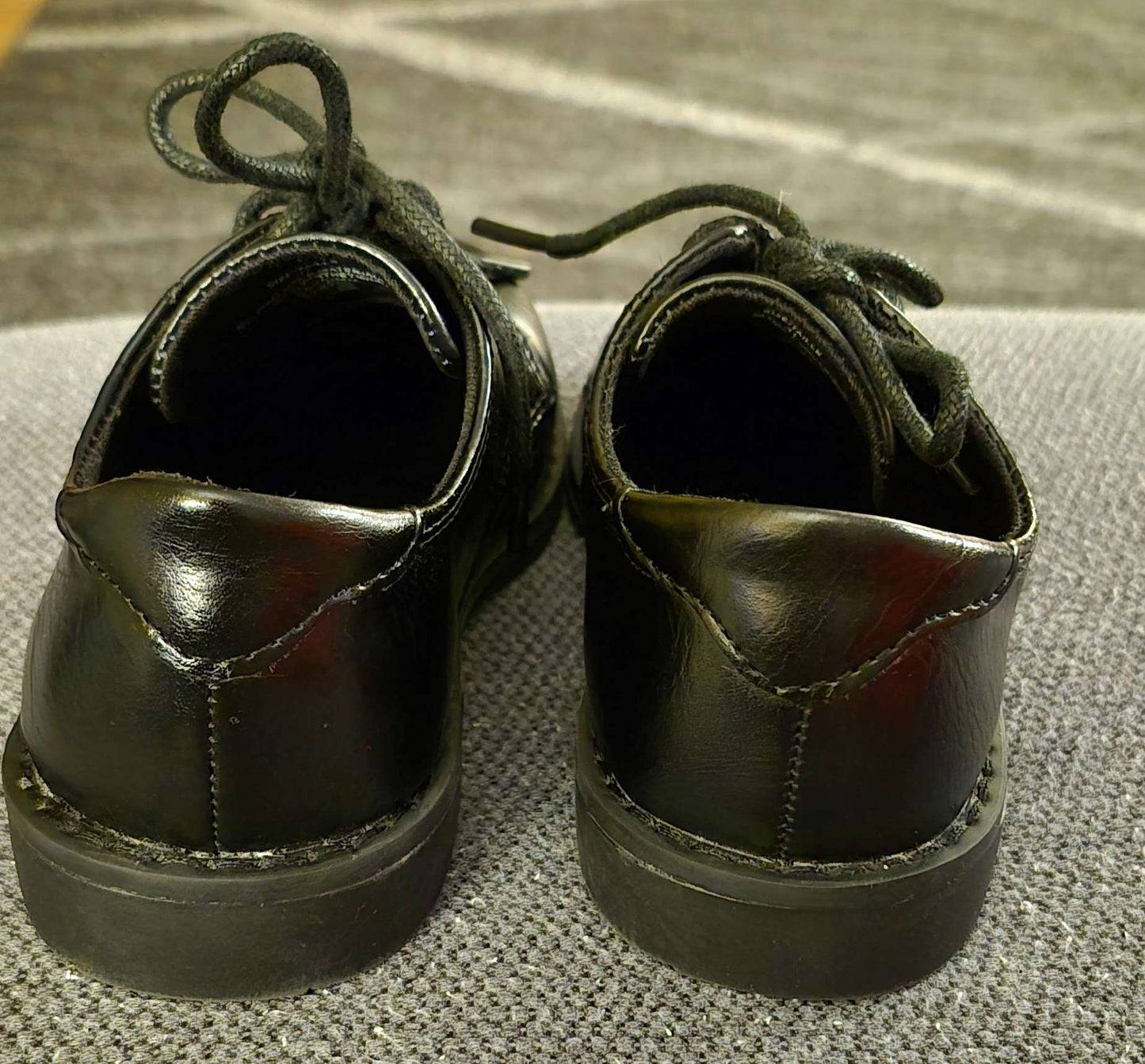 Dress shoes & tie, Shoes 11 (Toddler:2-4yr)