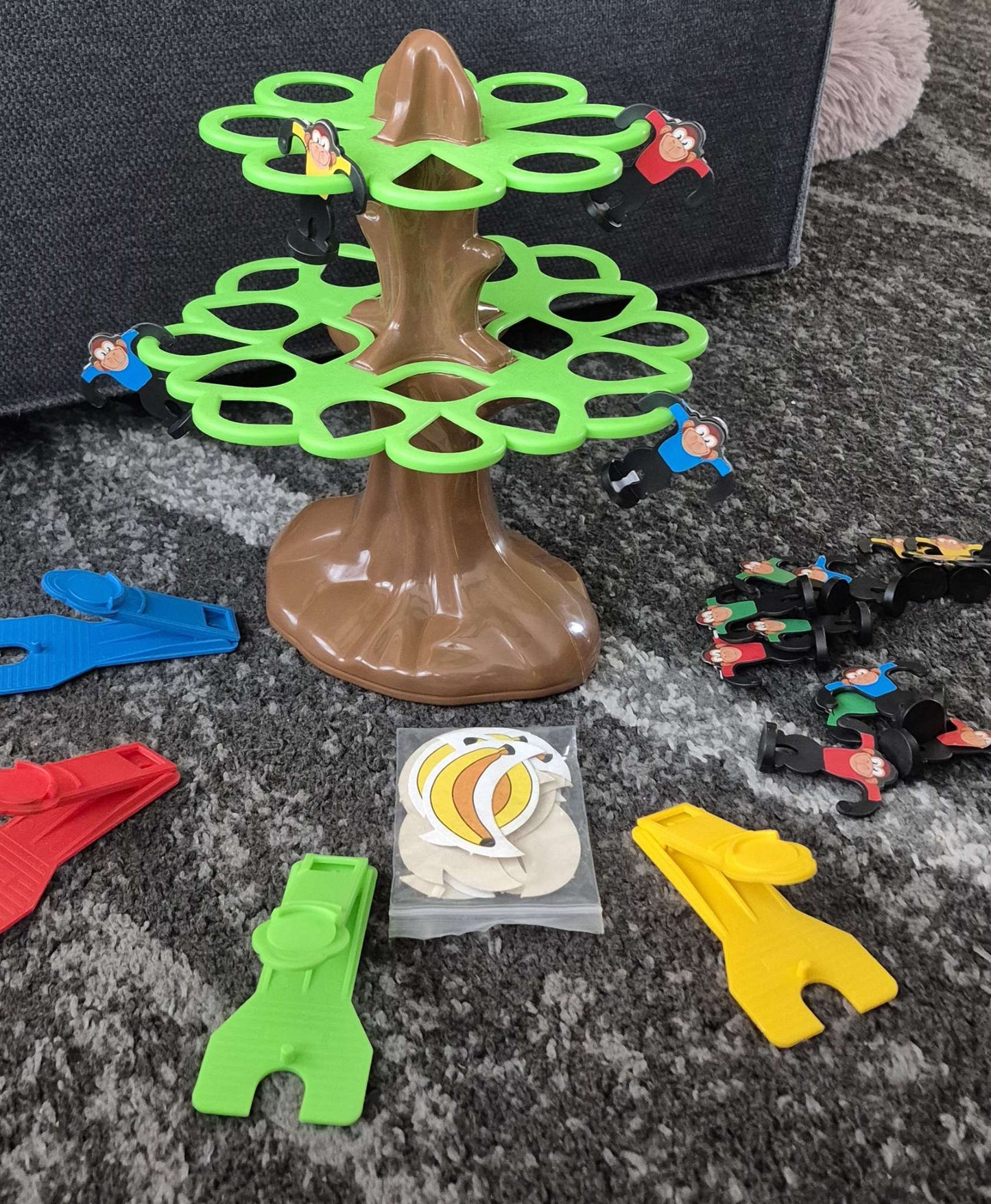 Jumpin' monkeys game