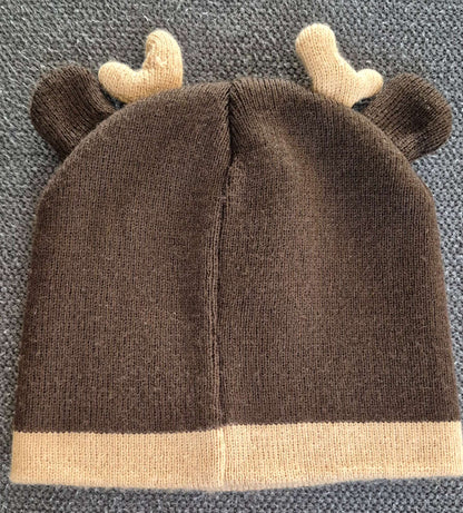 Reindeer hat and mittens