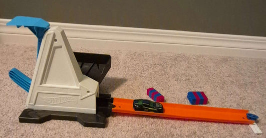 Hot Wheels Track Builder Rapid Launcher