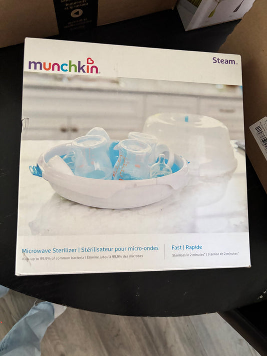 Munchkin Microwave Sterilizer NEW