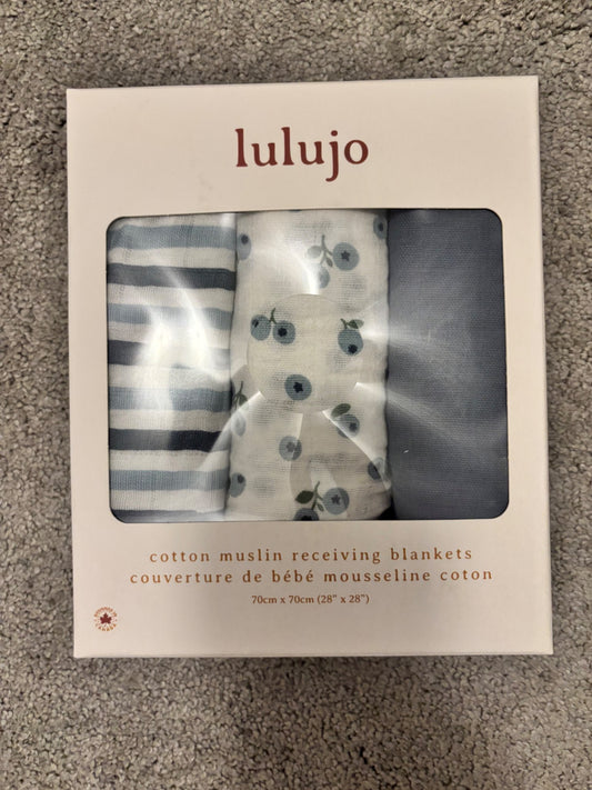 NEW lulujo muslin swaddle blanket set