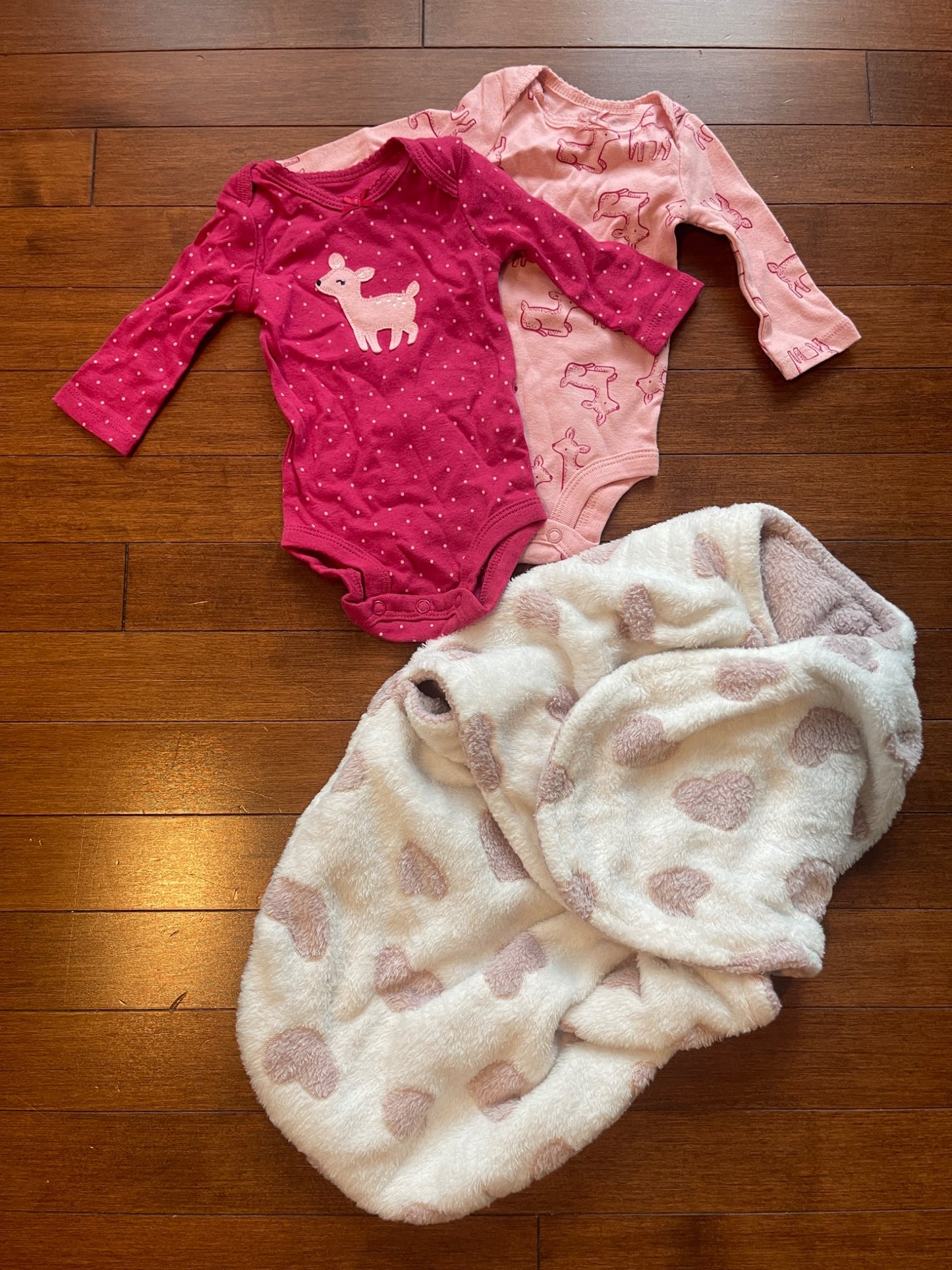 Newborn Onesies and Fuzzy Swaddle Set, 0-3 Months (Newborn)