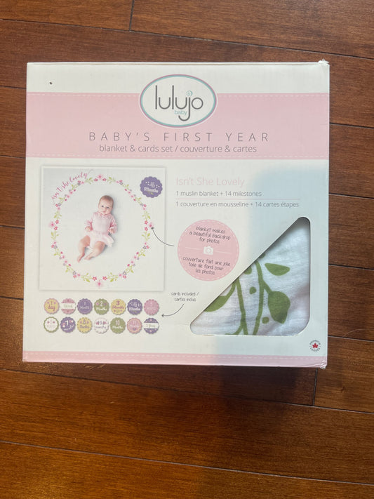 Lulujo Blanket and Milestone Cards