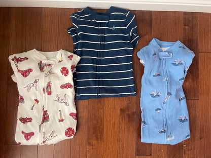 NWT 12 m Carters Footies, Kids 12 Month (9-12M)