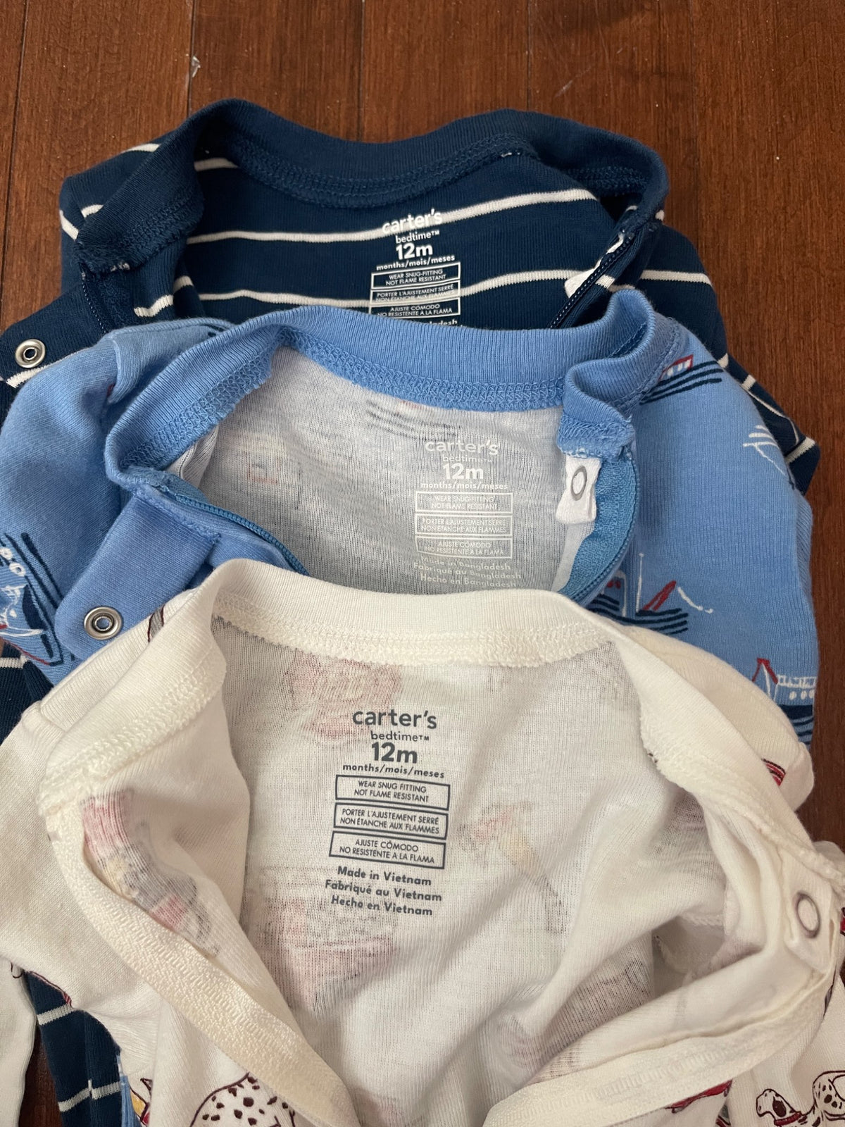 NWT 12 m Carters Footies, Kids 12 Month (9-12M)