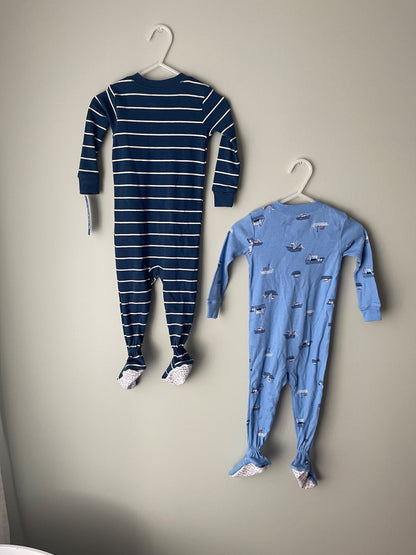 NWT 12 m Carters Footies, Kids 12 Month (9-12M)