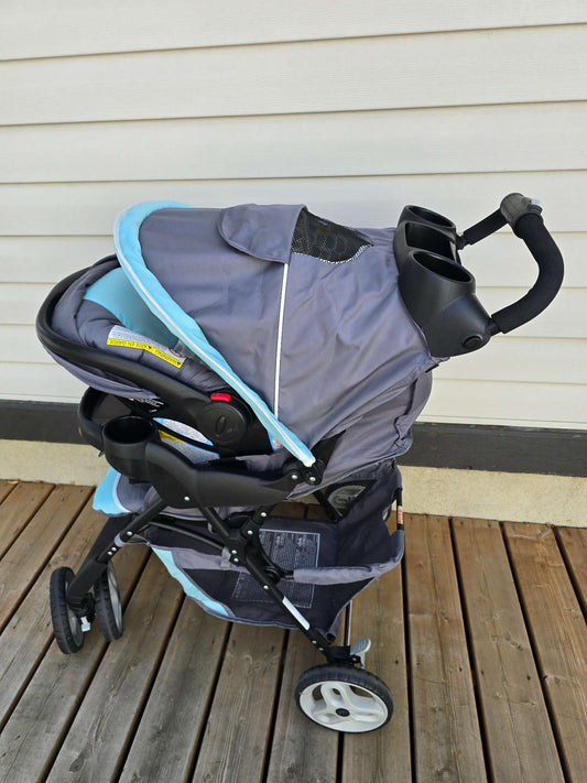 Graco Comfy Cruiser with Click Connect option (Car seat not included)